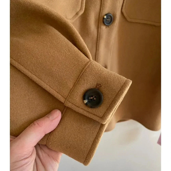 Avec Les Filles NWT Solid Shirt Tail Shacket in Cognac Size Large - Picture 6 of 11